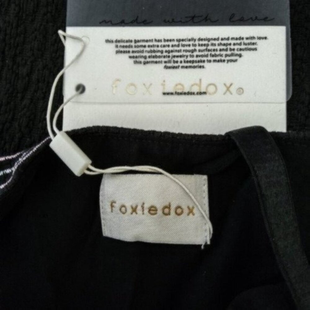 Foxiedox Retro Flowers Embroidered Midi Dress Black Size 4 - Picture 4 of 5